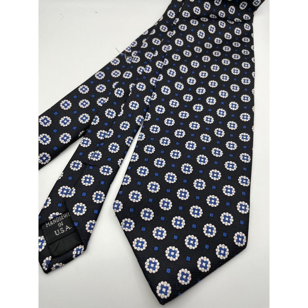 Jos A Bank Mens Silk Tie Black Blue White Geometric Medallion Handsewn USA